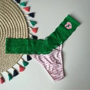 Victoria’s Secret PINK Lace Trim Thong Panty Cupid Pink Stripe Green Medium NEW